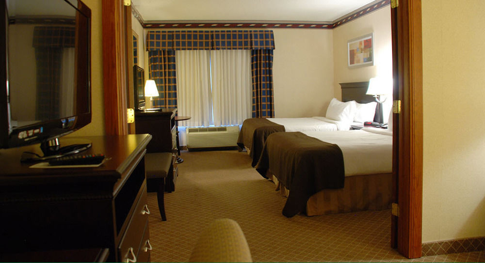 The Plaza Hotel & Suites วิโนนา ภายนอก รูปภาพ